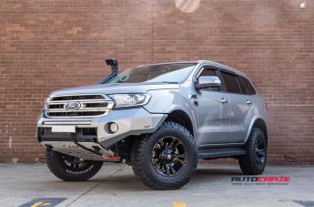 FORD EVEREST BROOKLYN BLACK MACHINED WITH DARK TINT
